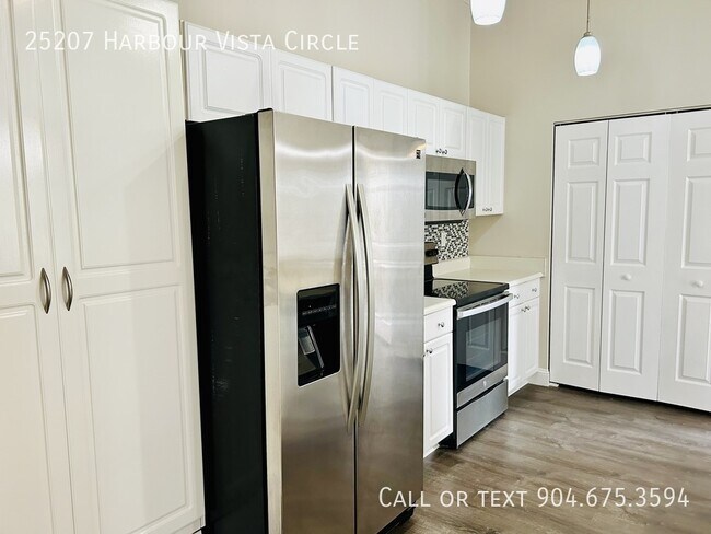 Building Photo - 25207 Harbour Vista Cir