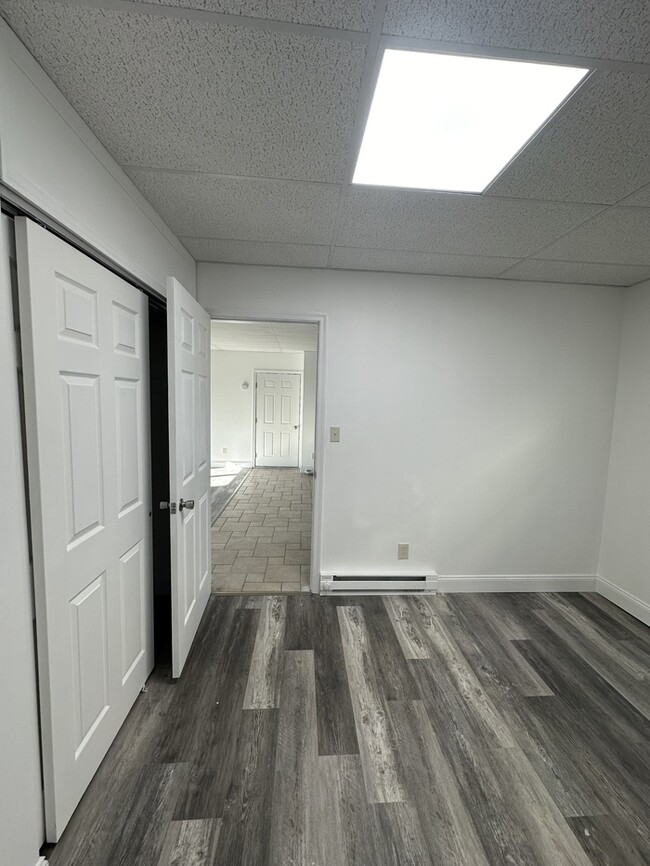 Building Photo - 113 E Middle St