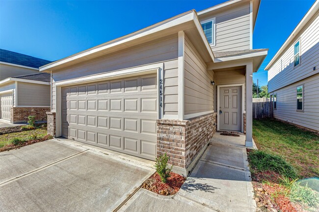 Building Photo - 24514 Lorenzo Glaze Trail