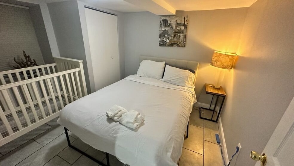 Building Photo - 609 P St NW