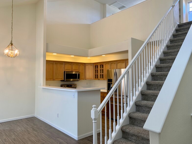 Building Photo - 4034 S Carson St