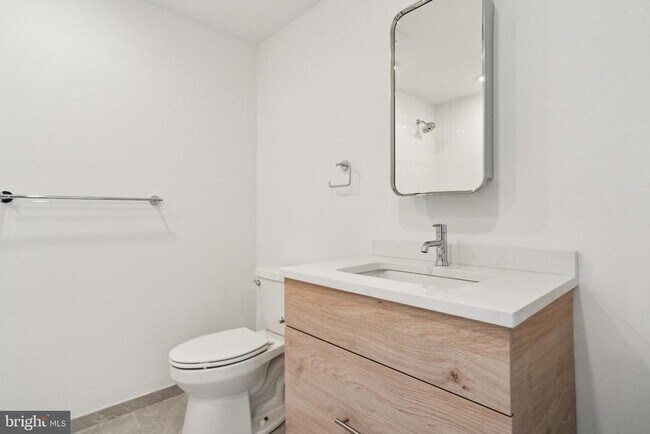 Primary Photo - 922 N Broad St