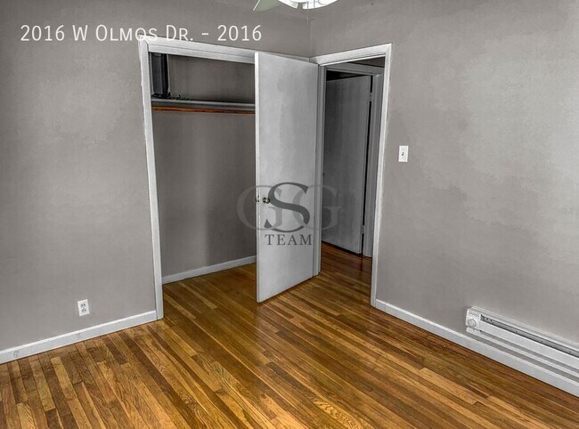 Building Photo - 2016 W Olmos Dr