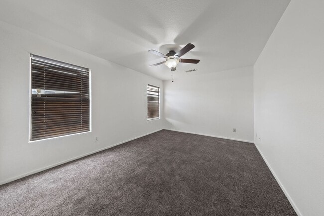 Building Photo - Spacious 4-Bedroom Home on Oversized Lot –...