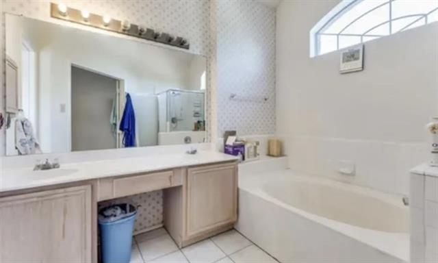 Building Photo - 1112 Canoe Ln