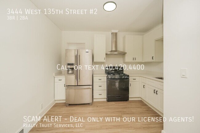 Building Photo - 3444 W 135th St