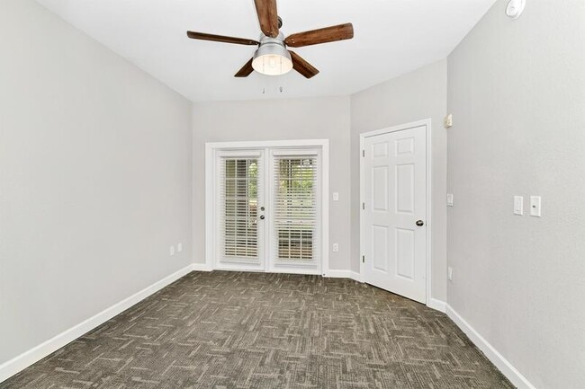 Building Photo - 7503 Atlantis Way