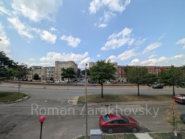 Building Photo - 1322 Commonwealth Ave