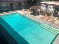 Building Photo - Cedros Apartments