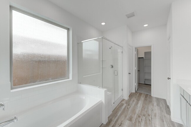 Building Photo - 31415 Beacon Cove Trl