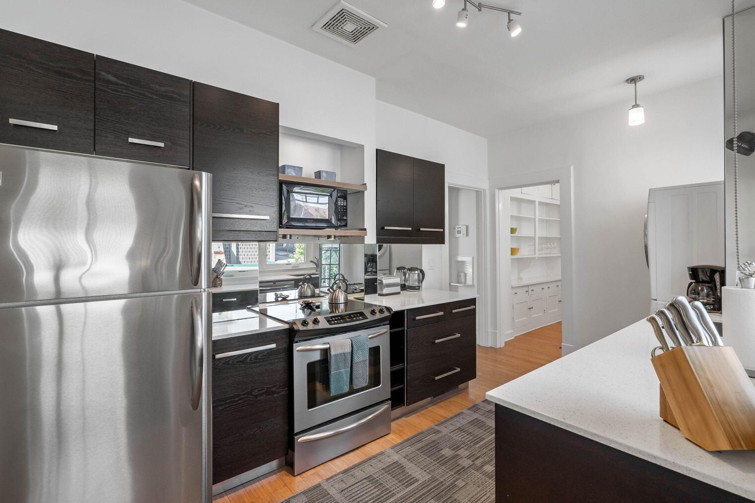 Building Photo - 44 25th St NW
