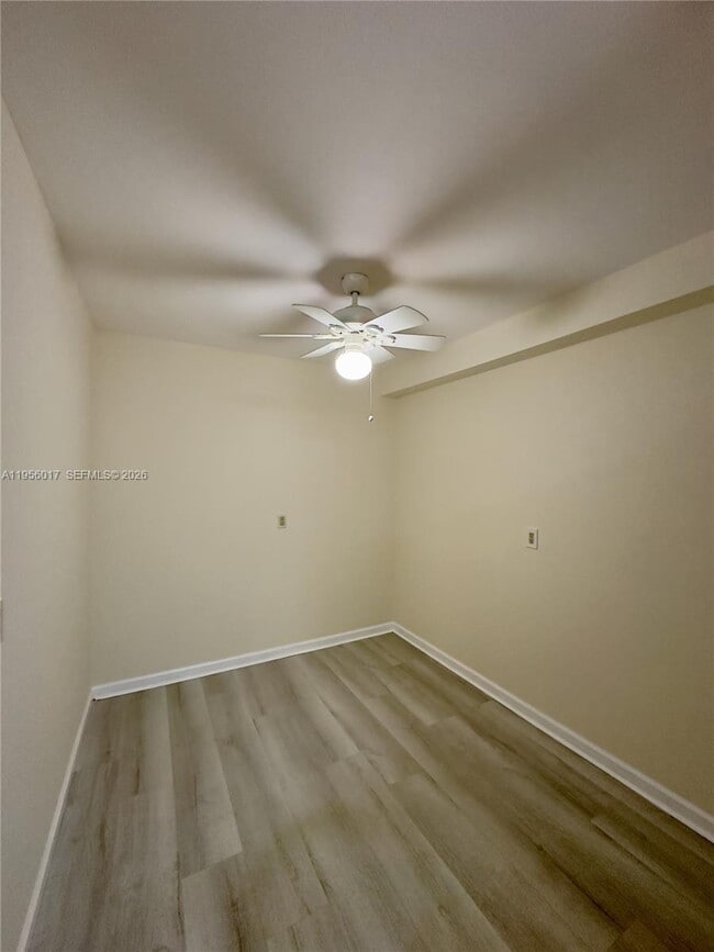 Building Photo - 1715 Whitehall Dr