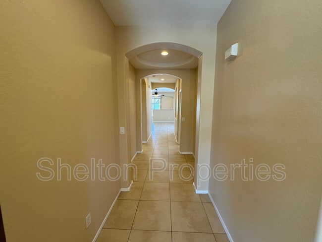 Building Photo - 13255 N 153rd Ln