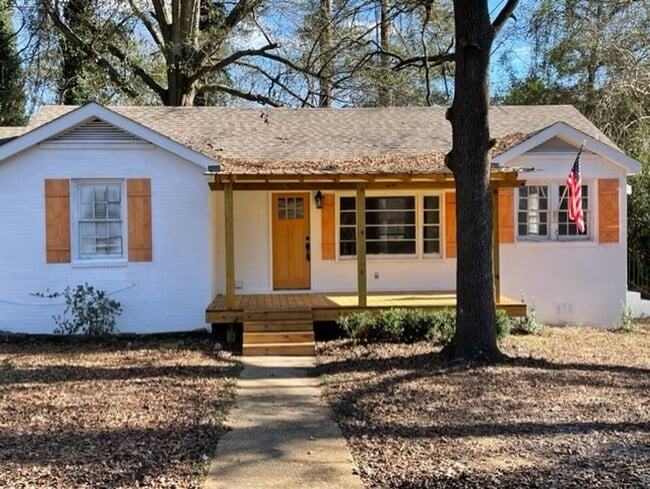 Primary Photo - Charming 2BR Home Near Downtown Auburn & Auburn University