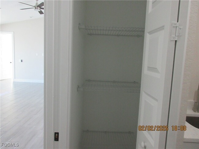 Building Photo - 208 NW 6th St