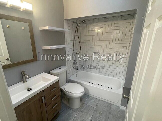 Building Photo - 110 Cobblestone Way