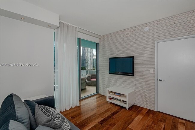 Building Photo - 90 SW 3rd St