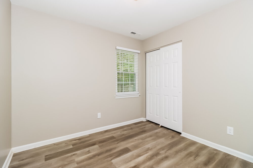 Building Photo - 660 Rebecca Jane Dr