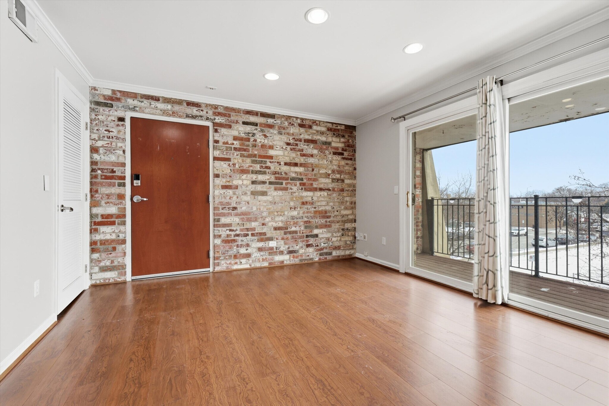 Building Photo - 5000 Baltimore Ave