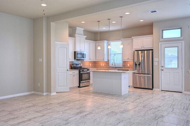 Building Photo - 8739 Tubelo Mill Dr