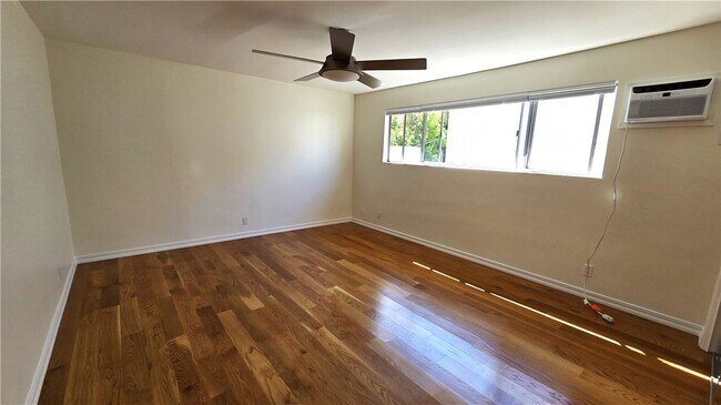 Building Photo - 1831 Parnell Ave