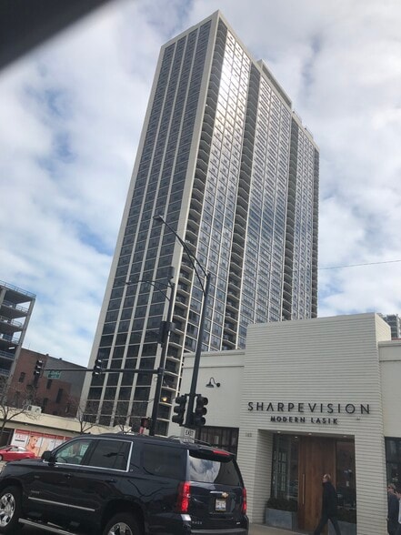 Building Photo - 1560 N Sandburg Ter