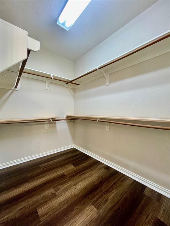 Building Photo - 20801 Sheridan Heights Ln