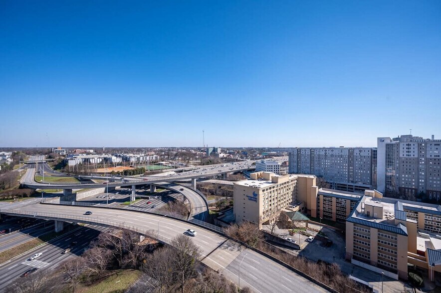 Building Photo - 215 Piedmont Ave NE