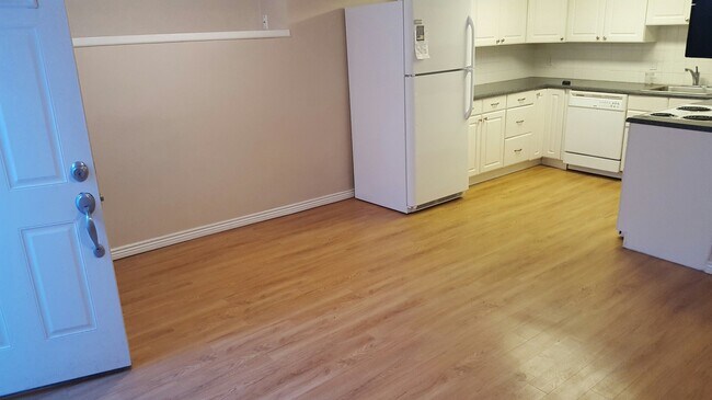 Building Photo - Cozy Basement Apartment in Orem