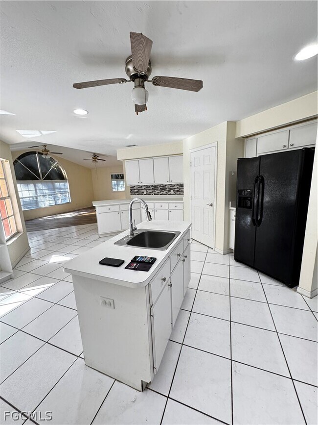 Building Photo - 4613 Lee Blvd