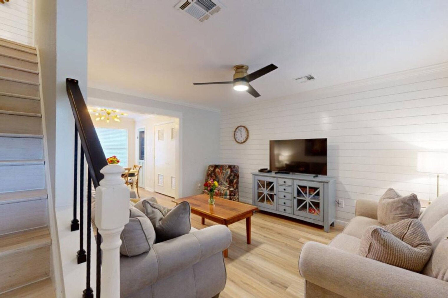 Building Photo - 512 Camp Ct