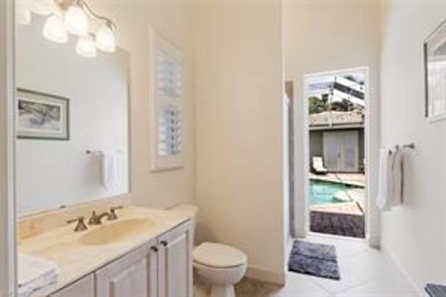 Building Photo - 4862 Conover Ct