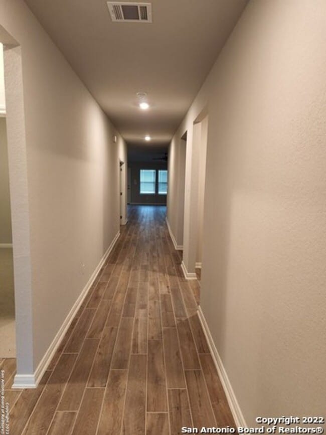 Building Photo - Scenic Crest off Boerne Stage Rd