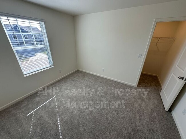 Building Photo - 379 Shiloh Wy