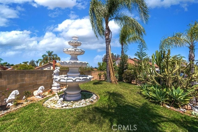 Building Photo - 1250 Kinglake Dr