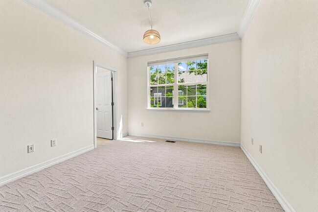 Building Photo - $2,895.95 with $300 Off the first month's rent, 2 Beds - 2.5 Bath, Townhome in Lone Tree with Bal...