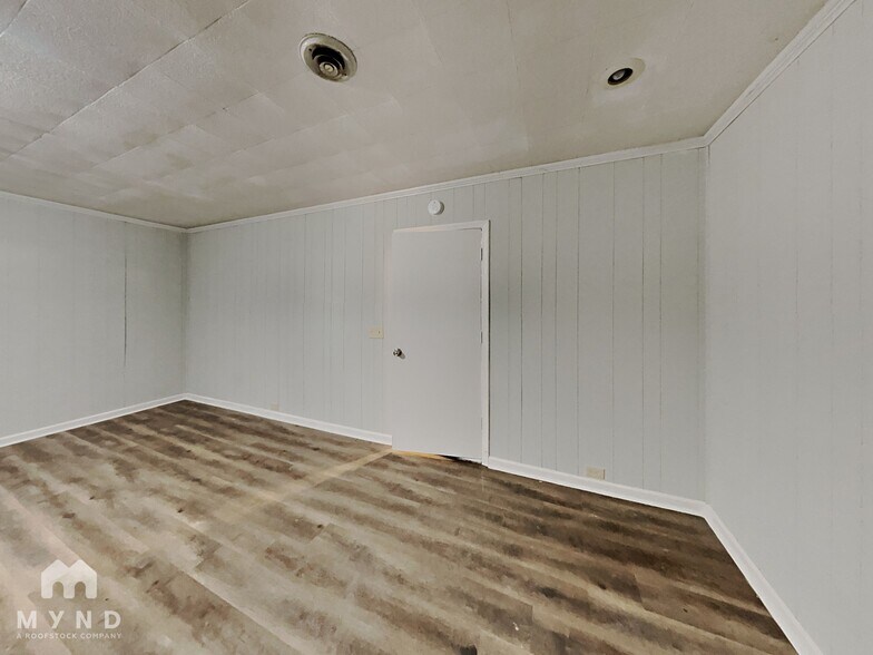 Building Photo - 1186 Bayridge Dr