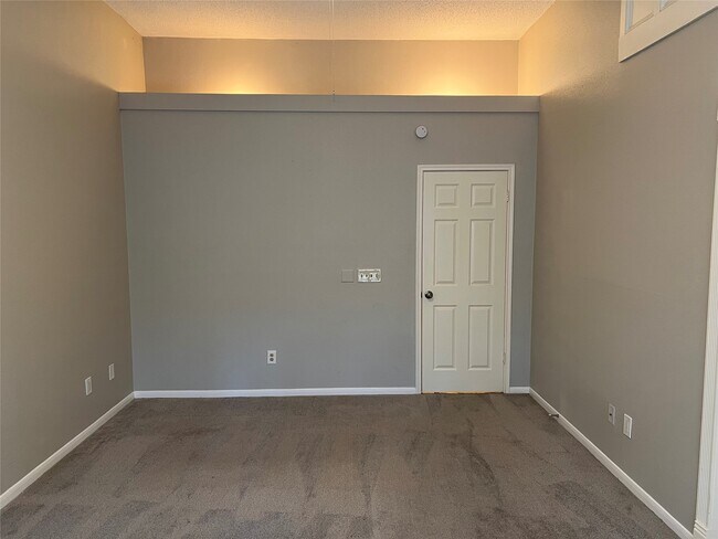 Building Photo - 187 Sandpebble Dr