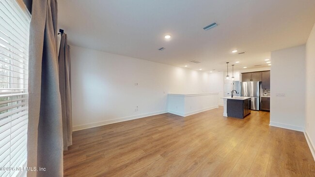 Building Photo - 11114 Quasar Ct