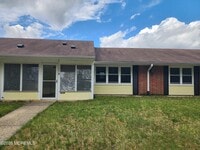 Building Photo - 341B Canterbury Ct