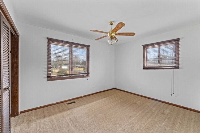 Building Photo - 2 Wild Cherry Ln