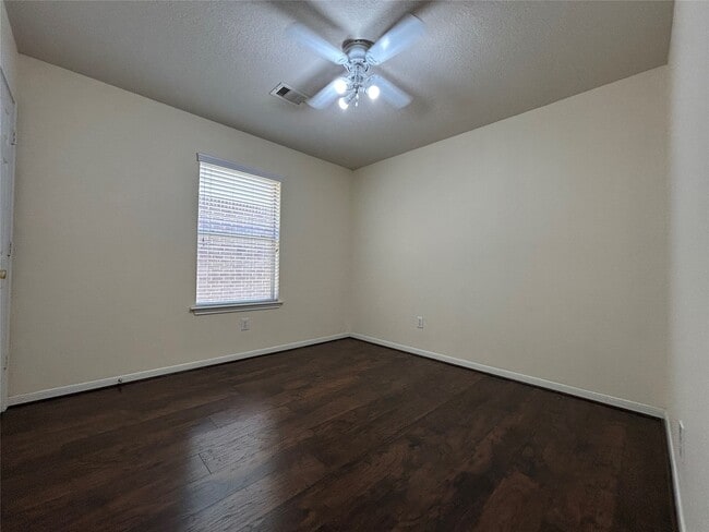 Building Photo - 6703 Mountain Wood Way