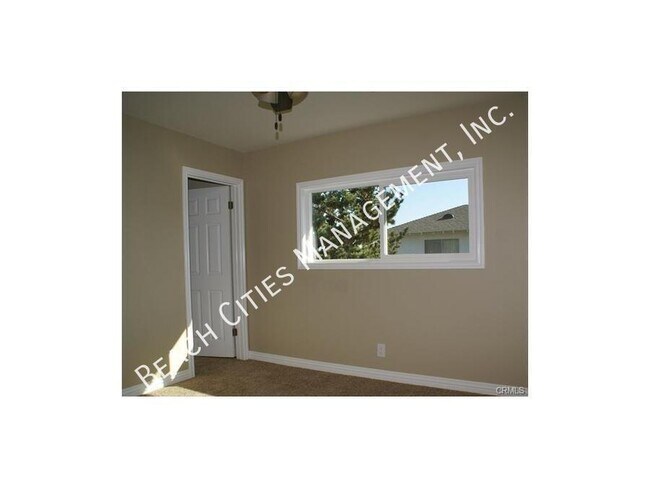 Building Photo - 6220 Ronald Dr