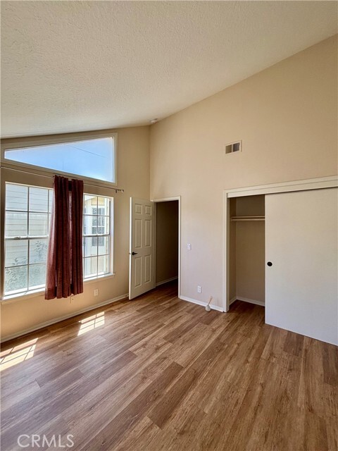 Building Photo - 451 Medford Ct