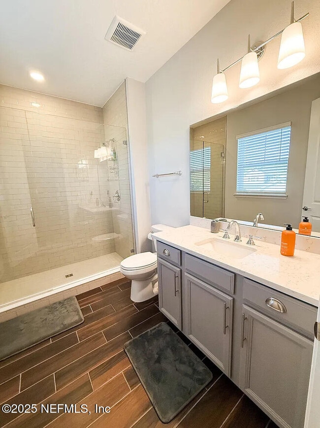 Building Photo - 2866 Montilla Dr