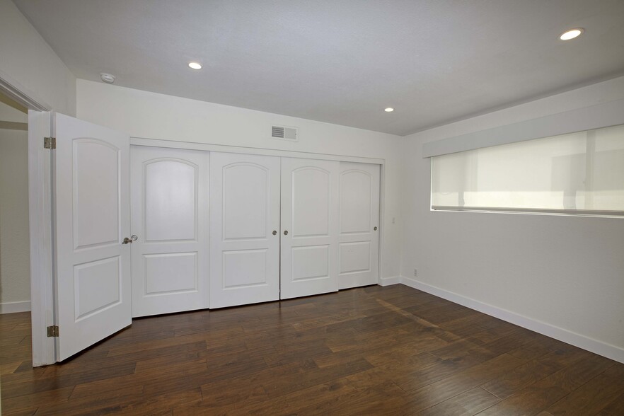 Master bedroom closets - 1833 11th St