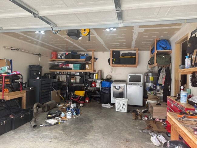 Building Photo - Updated Clearwood Home with AC & RV Parking!