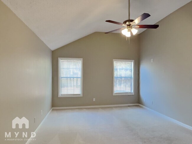 Building Photo - 3940 Cypress Pointe Dr