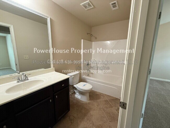 Building Photo - 1045 Township Cir