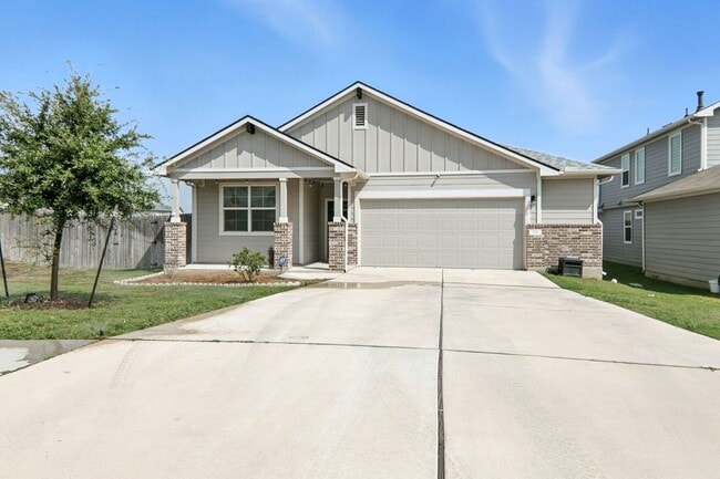 Building Photo - 101 Wichita River Rd